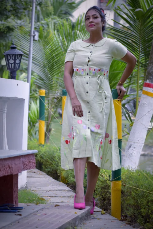 MARRAKECH - Smart fit, A Line One-Piece Frock Slim Dress with Short Sleeve and Peter-pan Collar for a beautiful vacation. - Image 6