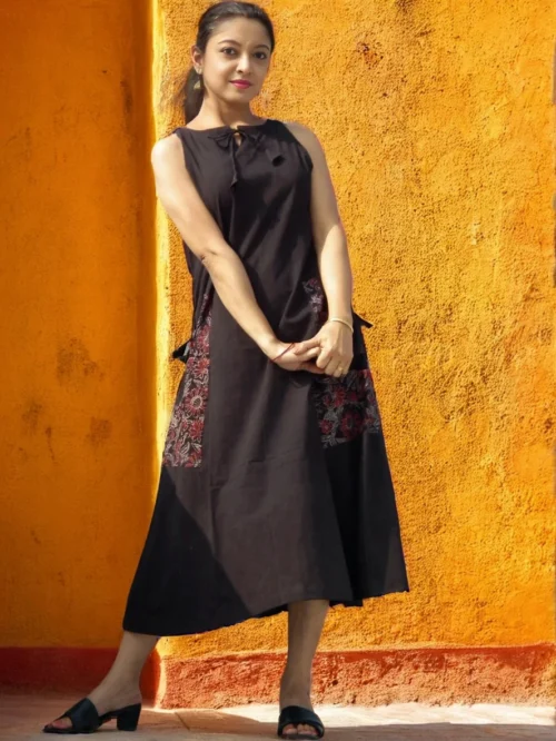 SARDANIA - Sleek look Free Flow Sleeveless Vintage Boat Neck Frilled Maxi Prairie Dress.
