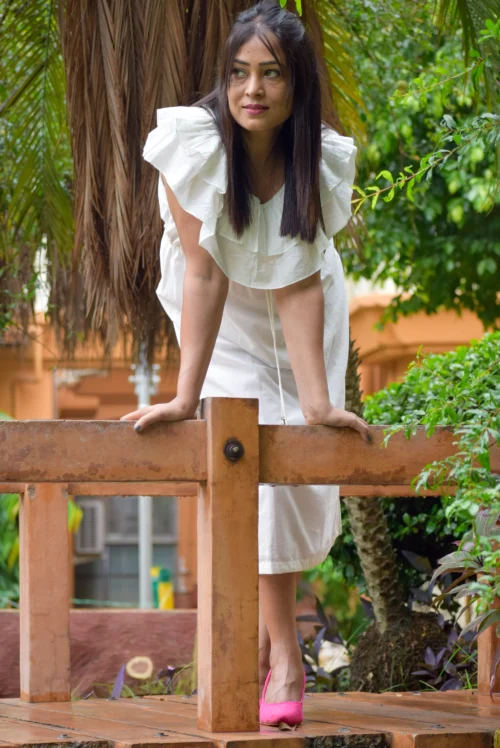 CHINOOK WINDS- Premium Limited Edition Designer wear handcrafted from handwoven Muslin cotton. Perfect Summer Dress/White Premium Casuals. - Image 3